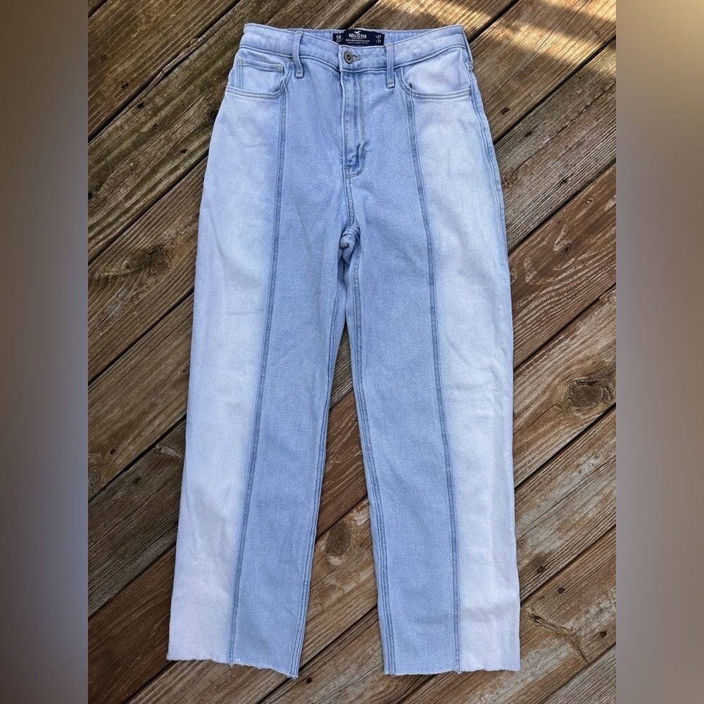Hollister Ultra High-Rise‎ Dad Jean